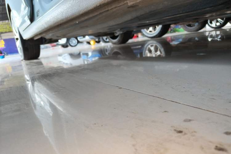 Used Volkswagen Sagitar 2024 300TSI DSG Excellence Edition Right Side Sill