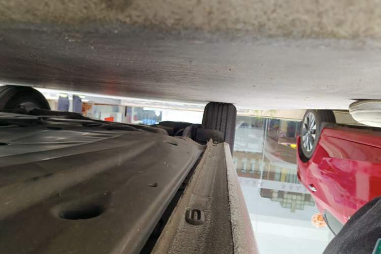 Used Volkswagen Sagitar 2024 200TSI DSG Flyover Edition Right Side Sill