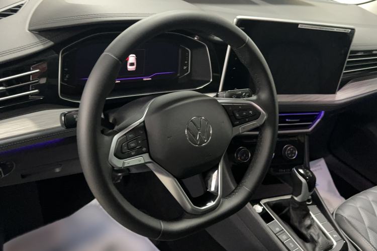 Used Volkswagen Sagitar 2024 300TSI DSG Excellence Edition Steering Wheel