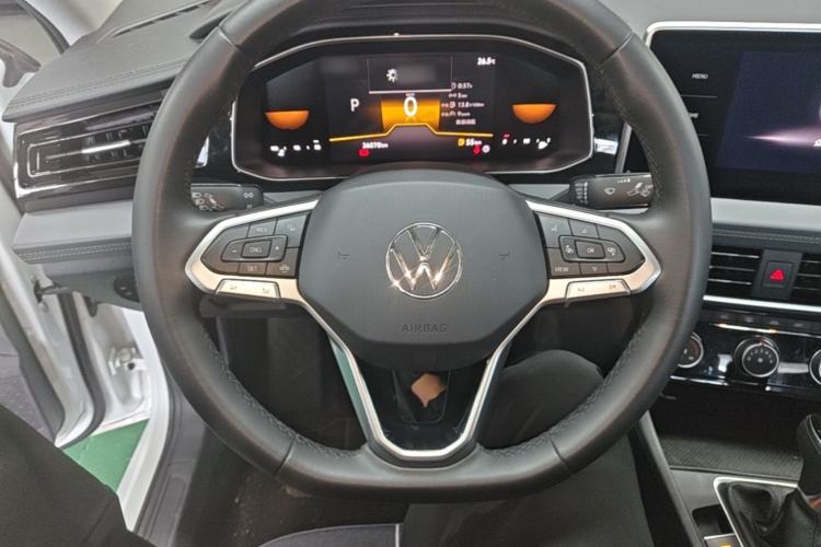 Used Volkswagen Sagitar 2024 200TSI DSG Flyover Edition Steering Wheel