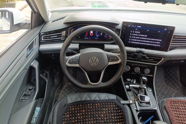 Used Volkswagen Sagitar 2024 300TSI DSG Excellence Edition Steering Wheel