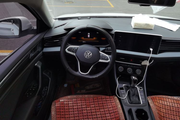 Used Volkswagen Sagitar 2024 200TSI DSG Flyover Edition Steering Wheel