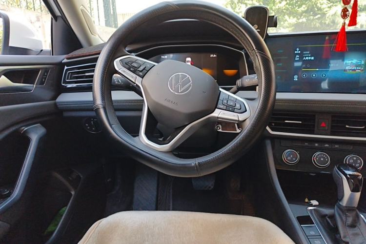 Used Volkswagen Sagitar 2024 300TSI DSG Flyover Edition Steering Wheel