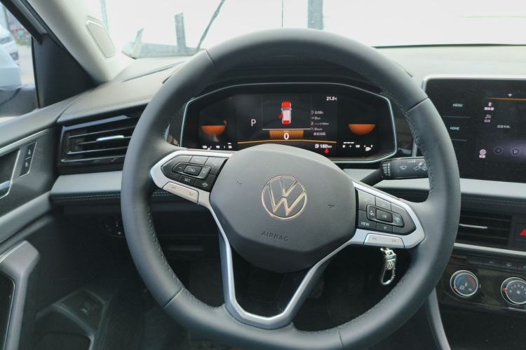 Used Volkswagen Sagitar 2024 200TSI DSG Flyover Edition Steering Wheel
