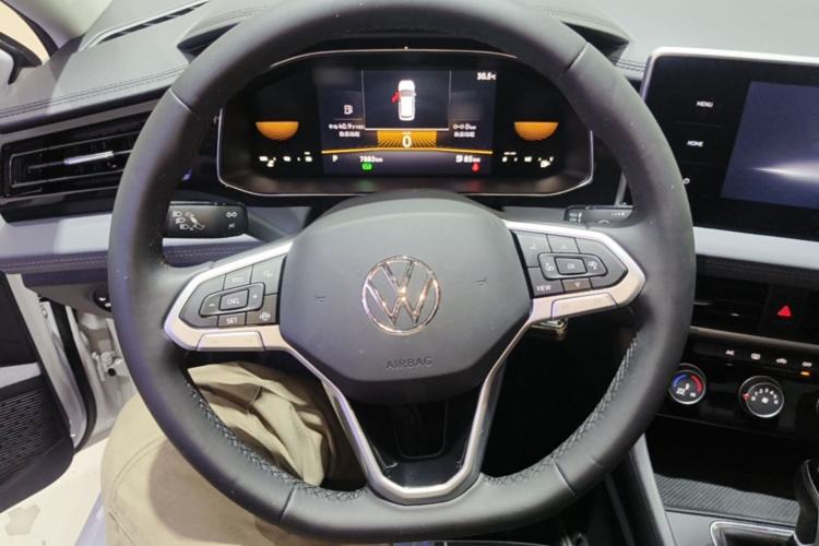 Used Volkswagen Sagitar 2024 200TSI DSG Flyover Edition Steering Wheel