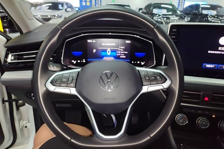Used Volkswagen Sagitar 2024 300TSI DSG Excellence Edition Steering Wheel