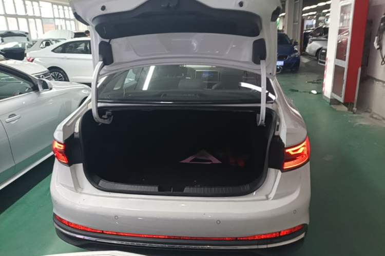 Used Volkswagen Sagitar 2024 200TSI DSG Flyover Edition Trunk