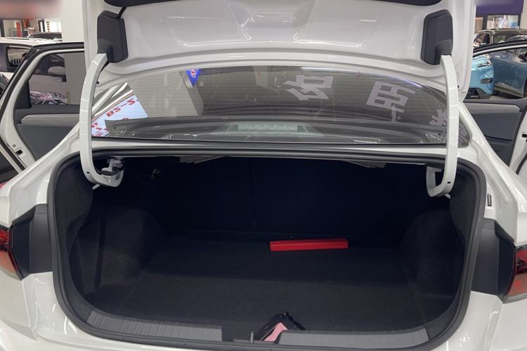 Used Volkswagen Sagitar 2024 300TSI DSG Excellence Edition Trunk