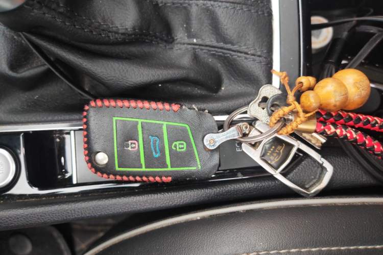 Used Volkswagen Sagitar 2024 300TSI DSG Excellence Edition Vehicle Key