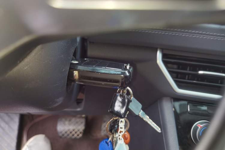 Used Volkswagen Sagitar 2024 200TSI DSG Flyover Edition Vehicle Key