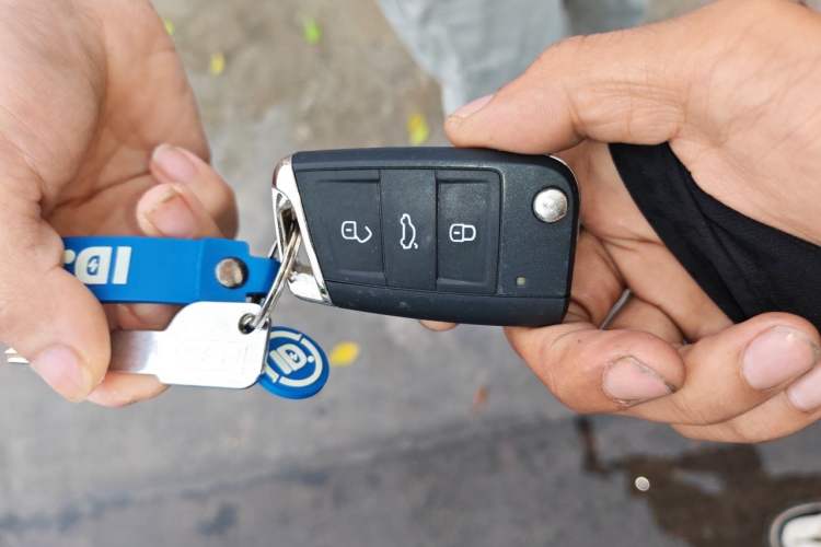 Used Volkswagen Sagitar 2024 300TSI DSG Excellence Edition Vehicle Key