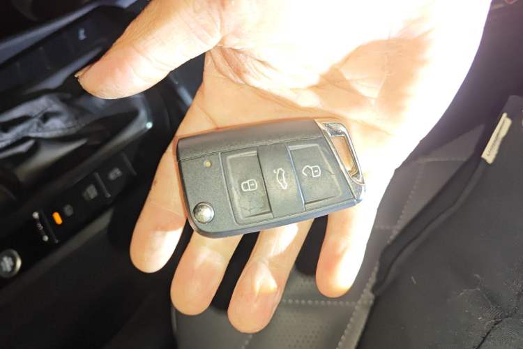 Used Volkswagen Sagitar 2024 300TSI DSG Excellence Edition Vehicle Key