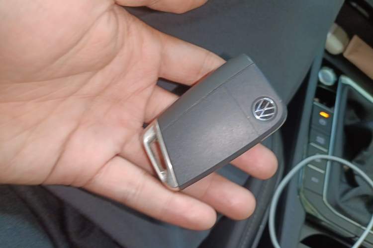 Used Volkswagen Sagitar 2024 300TSI DSG Excellence Edition Vehicle Key