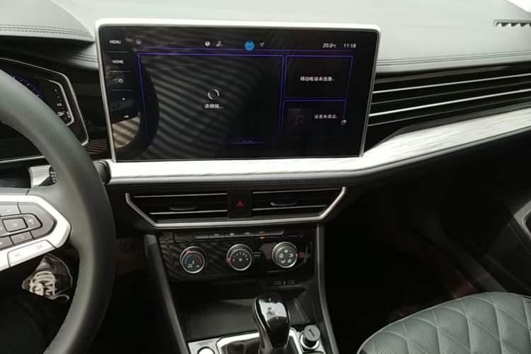 Used Volkswagen Sagitar 2025 Revised Version 2 300TSI DSG Excellence Edition Audio And AC Panel