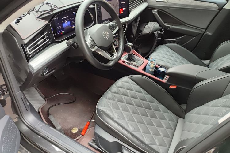 Used Volkswagen Sagitar 2025 300TSI DSG Excellence Edition Driver Seat