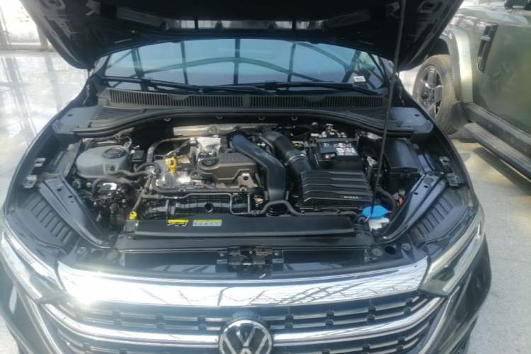 Used Volkswagen Sagitar 2025 300TSI DSG Excellence Edition Engine Bay