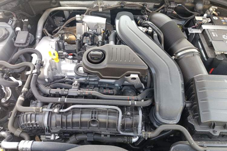 Used Volkswagen Sagitar 2025 300TSI DSG Excellence Edition Engine Bay