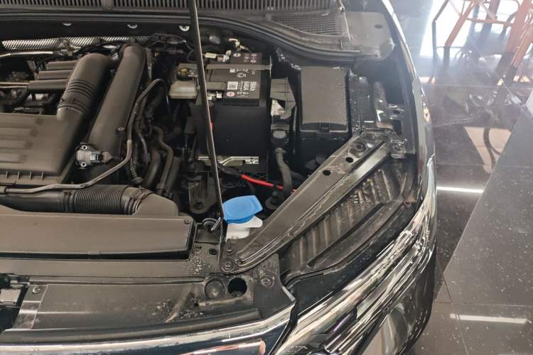 Used Volkswagen Sagitar 2025 Facelift 200TSI DSG Flyover Edition Engine Bay Left