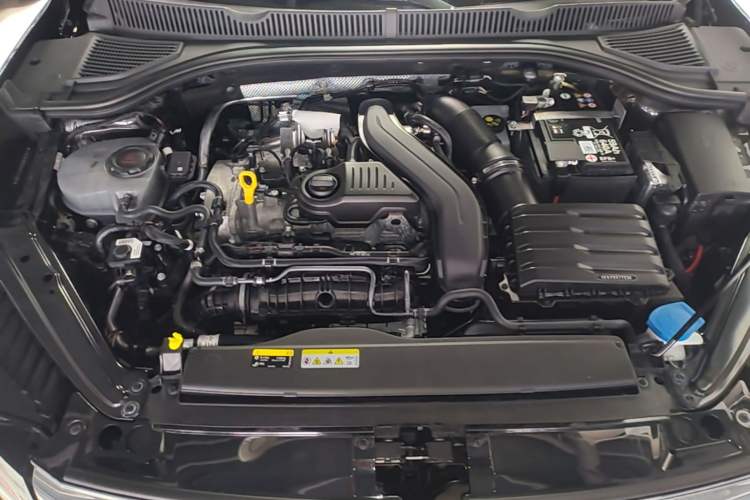 Used Volkswagen Sagitar 2025 300TSI DSG Excellence Edition Engine Bay