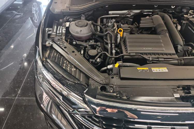 Used Volkswagen Sagitar 2025 Facelift 200TSI DSG Flyover Edition Engine Bay Right