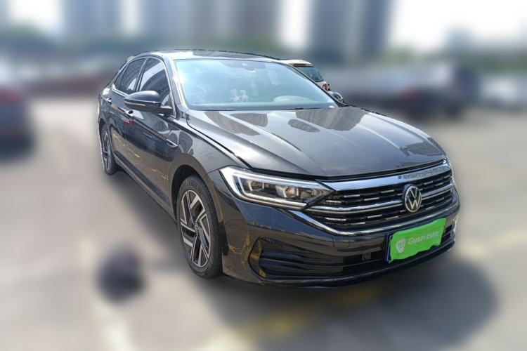 Used Volkswagen Sagitar 2025 300TSI DSG Excellence Edition Front Right 45 Deg