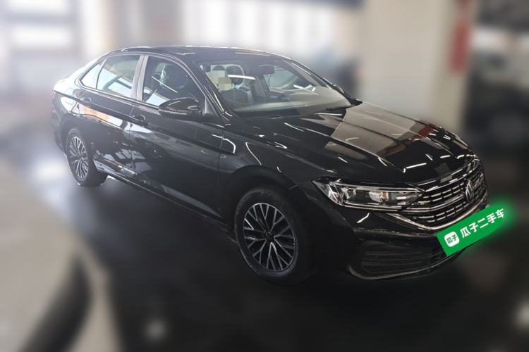 Used Volkswagen Sagitar 2025 Facelift 200TSI DSG Flyover Edition Front Right 45 Deg