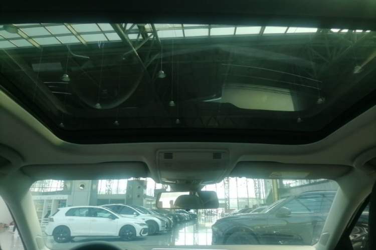 Used Volkswagen Sagitar 2025 300TSI DSG Excellence Edition Headliner