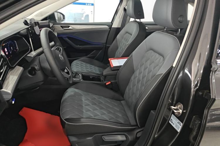 Used Volkswagen Sagitar 2025 Revised Version 2 300TSI DSG Excellence Edition Left Front Seat