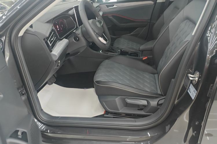 Used Volkswagen Sagitar 2025 300TSI DSG Excellence Edition Left Front Seat
