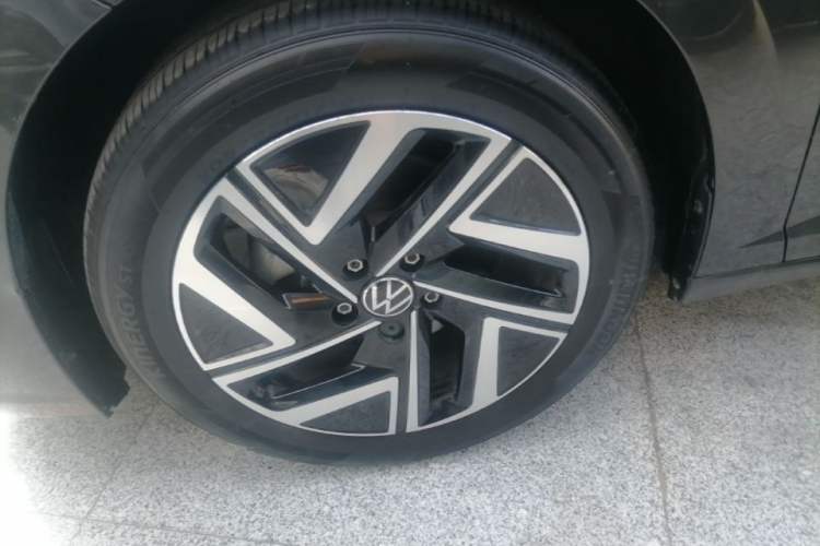 Used Volkswagen Sagitar 2025 300TSI DSG Excellence Edition Left Front Wheel Hub