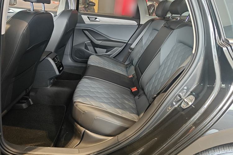 Used Volkswagen Sagitar 2025 Revised Version Three 300TSI DSG Excellence Edition Left Rear Seat