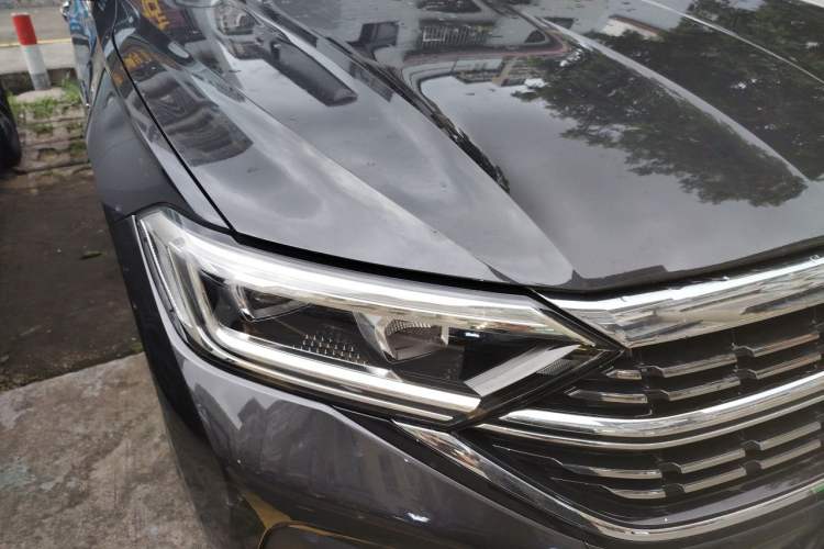 Used Volkswagen Sagitar 2025 Revised Version Three 300TSI DSG Excellence Edition Right Front Headlight