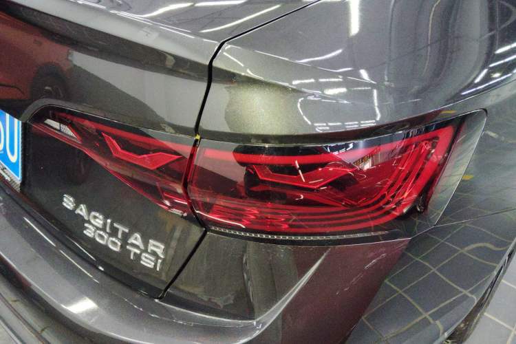 Used Volkswagen Sagitar 2025 Revised Version Three 300TSI DSG Excellence Edition Right Rear Taillight