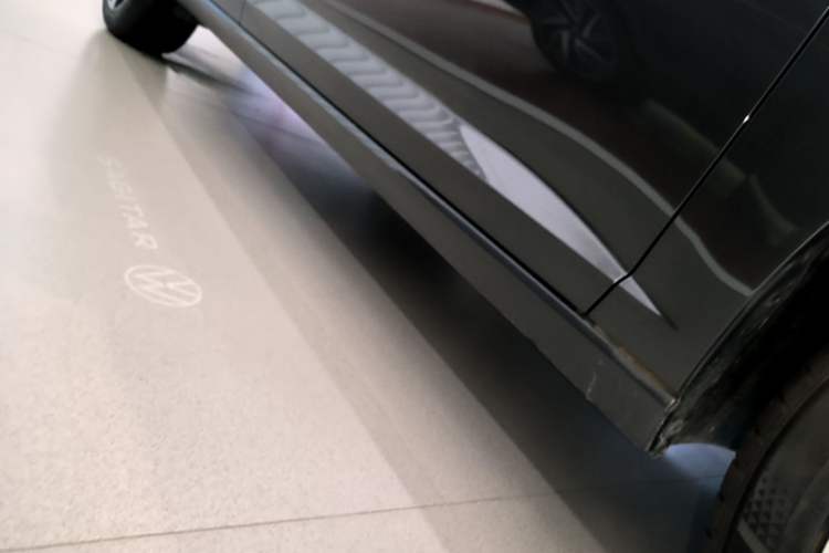 Used Volkswagen Sagitar 2025 300TSI DSG Excellence Edition Right Side Sill