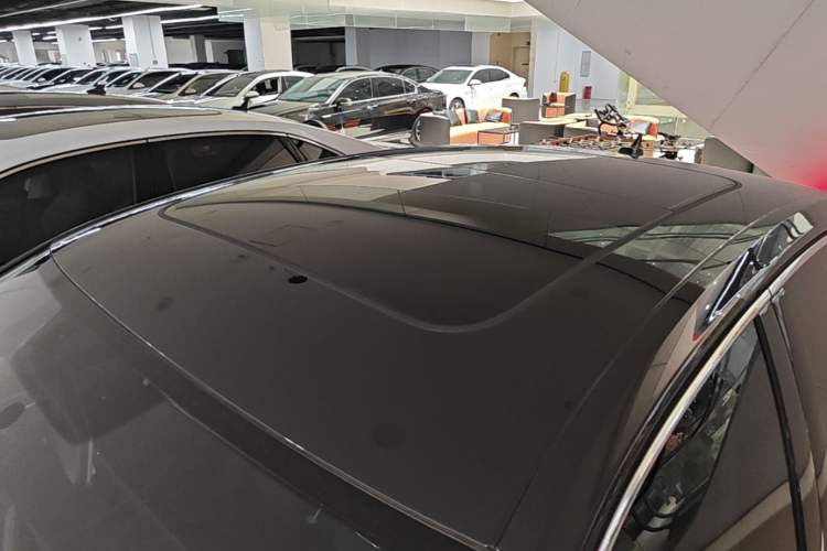 Used Volkswagen Sagitar 2025 Revised Version 2 300TSI DSG Excellence Edition Roof