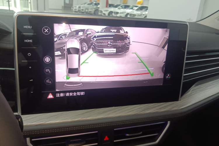 Used Volkswagen Sagitar 2025 Revised Version Three 300TSI DSG Excellence Edition Audio And AC Panel