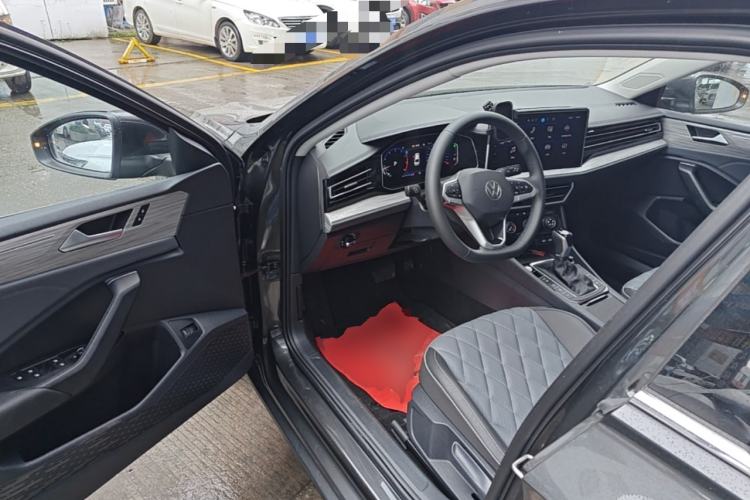 Used Volkswagen Sagitar 2025 Revised Version 2 300TSI DSG Excellence Edition Driver Seat