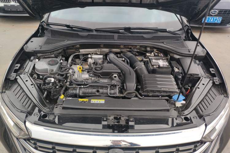 Used Volkswagen Sagitar 2025 300TSI DSG Excellence Edition Engine Bay