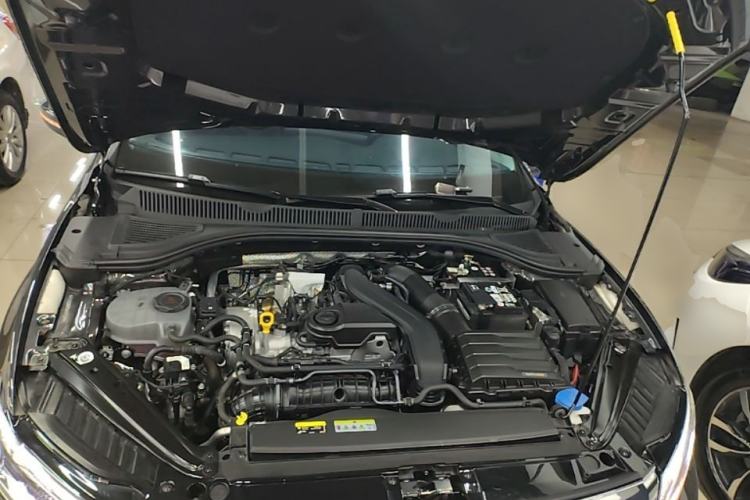Used Volkswagen Sagitar 2025 300TSI DSG Excellence Edition Engine Bay