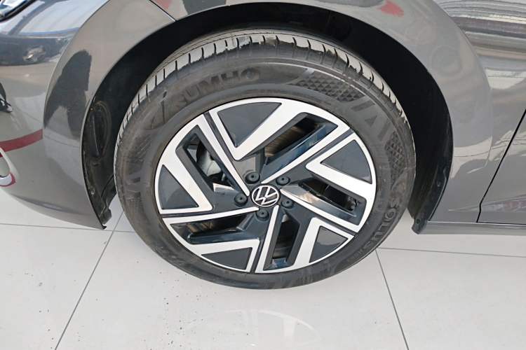 Used Volkswagen Sagitar 2025 300TSI DSG Excellence Edition Exterior 4