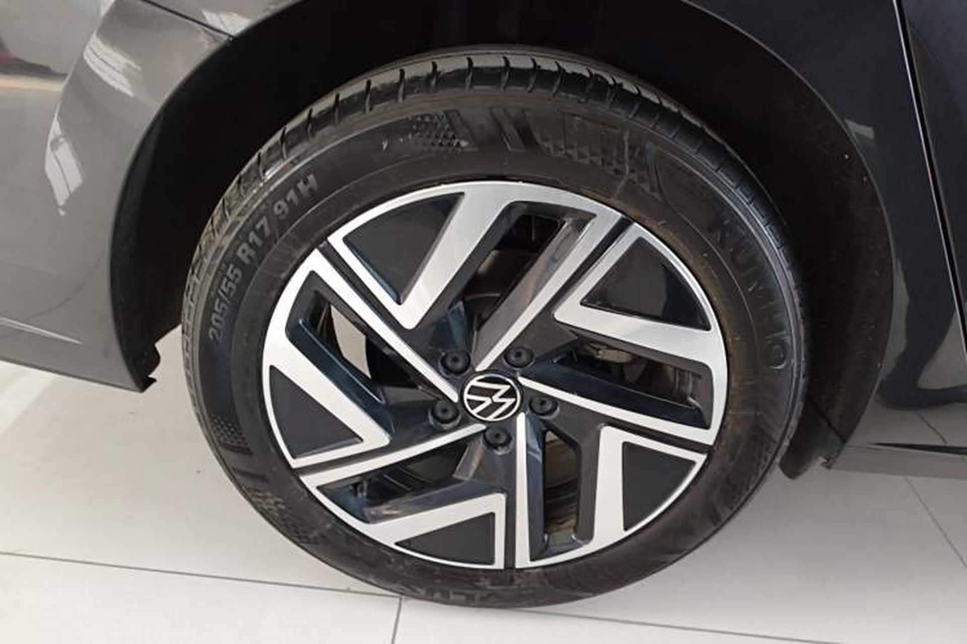 Used Volkswagen Sagitar 2025 300TSI DSG Excellence Edition Exterior 5