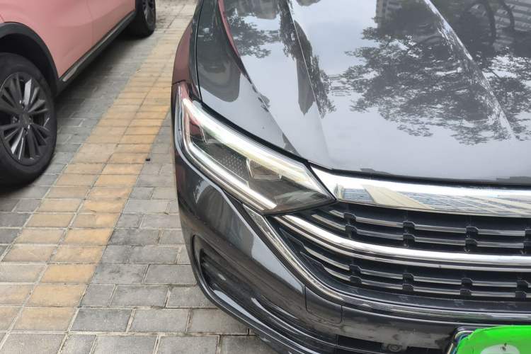 Used Volkswagen Sagitar 2025 300TSI DSG Excellence Edition Exterior 6
