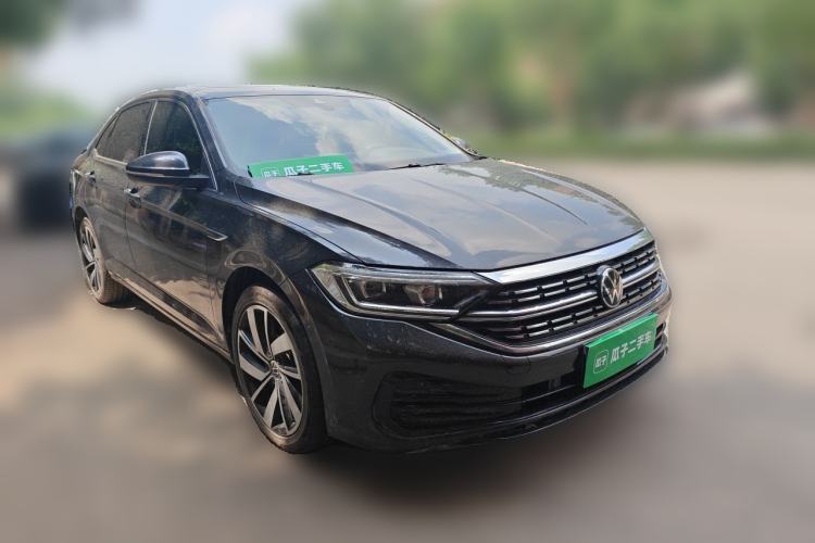 Used Volkswagen Sagitar 2025 300TSI DSG Excellence Edition Front Right 45 Deg