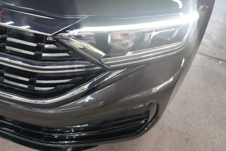 Used Volkswagen Sagitar 2025 300TSI DSG Excellence Edition Left Front Headlight