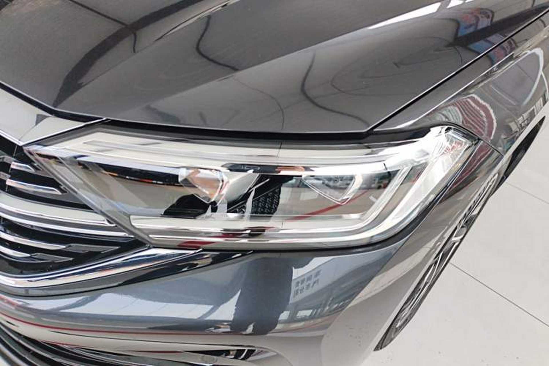 Used Volkswagen Sagitar 2025 300TSI DSG Excellence Edition Left Front Headlight