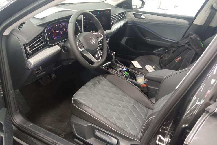Used Volkswagen Sagitar 2025 Revised Version Three 300TSI DSG Excellence Edition Left Front Seat