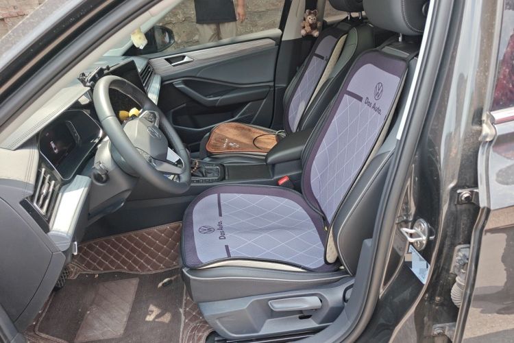 Used Volkswagen Sagitar 2025 300TSI DSG Excellence Edition Left Front Seat