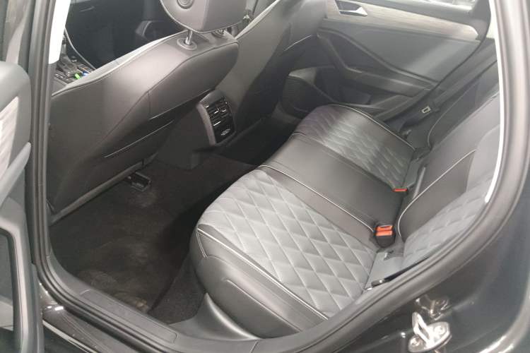 Used Volkswagen Sagitar 2025 Revised Version Three 300TSI DSG Excellence Edition Left Rear Seat
