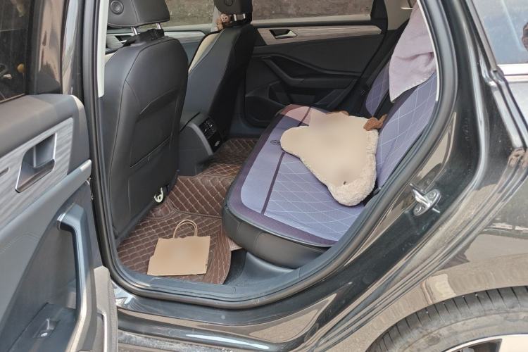 Used Volkswagen Sagitar 2025 300TSI DSG Excellence Edition Left Rear Seat