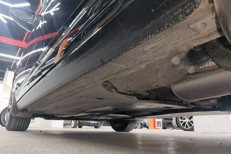 Used Volkswagen Sagitar 2025 300TSI DSG Excellence Edition Left Side Sill